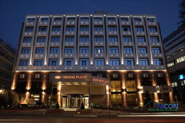 Crowne center
